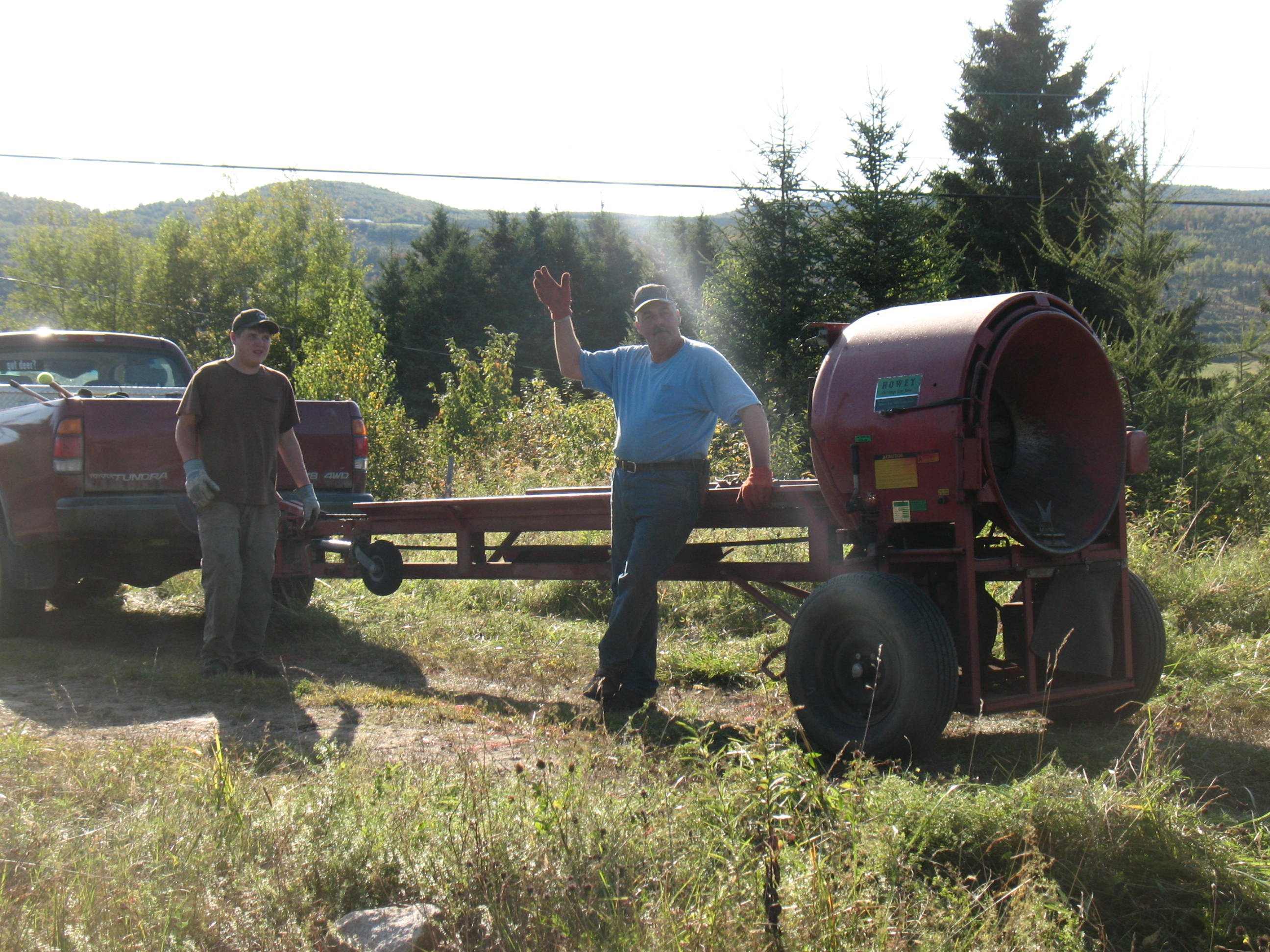 Tree baler Crew